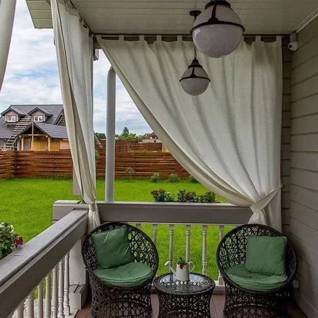 Outdoor curtains